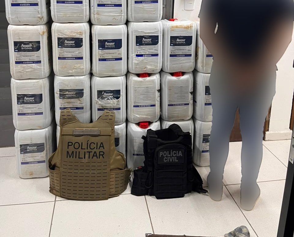 Polícia Civil e Militar de Ibirama apreendem carga de agrotóxicos, avaliada em R$ 60 mil, após veículo fugir da PRF