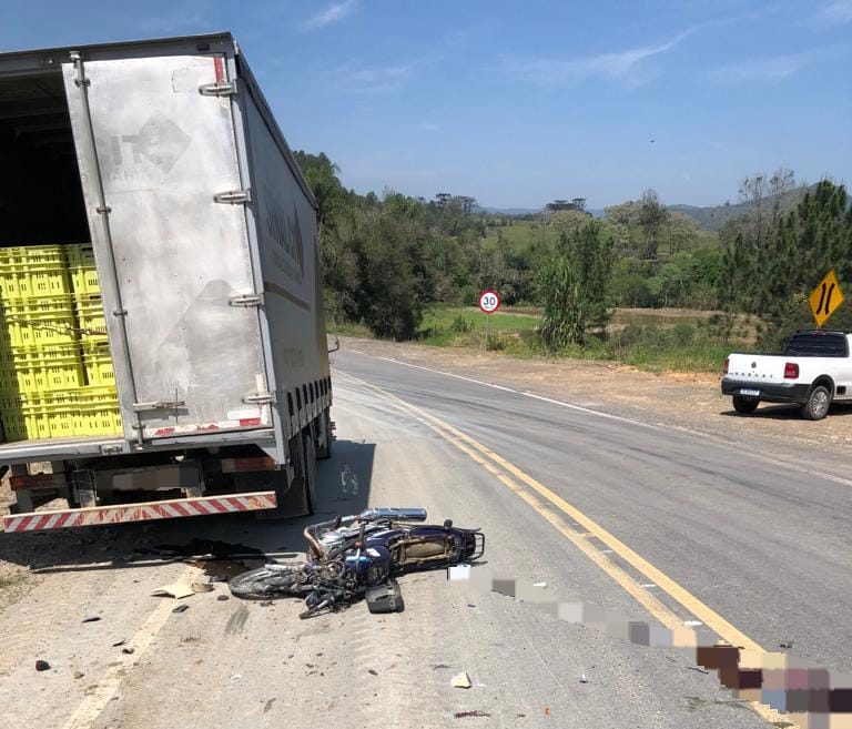 Grave acidente é registrado na rodovia entre Pouso Redondo e Mirim Doce