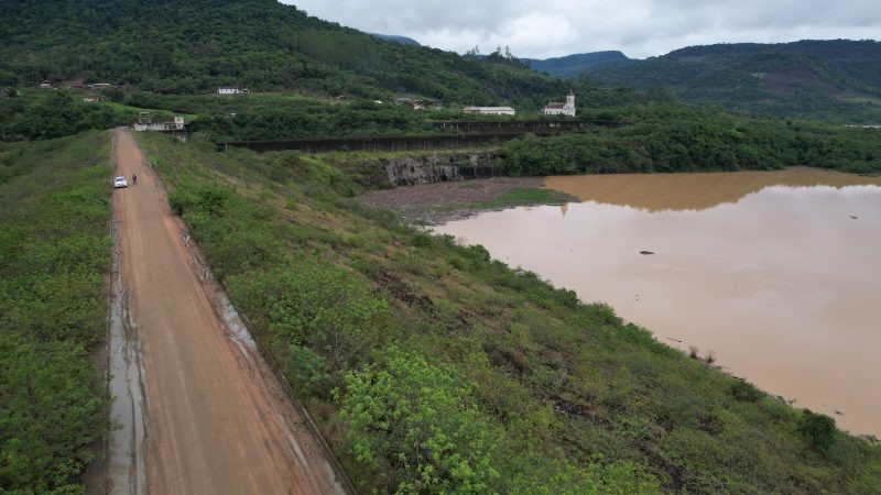 Governador confirma o fechamento das duas comportas da Barragem de José Boiteux