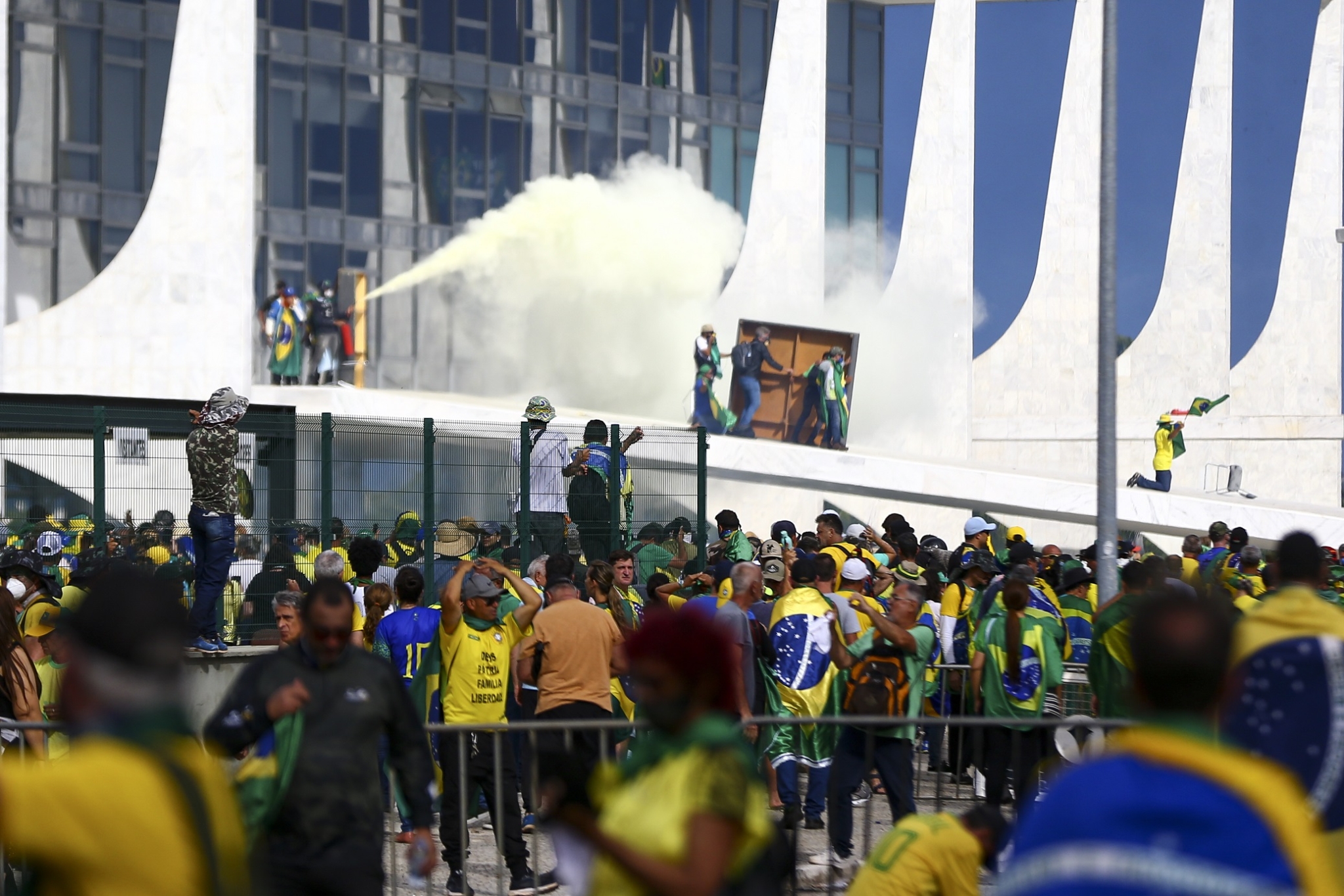 Polícia Federal cumpre mandado de busca e apreensão em Rio do Sul por atos de 8 de janeiro