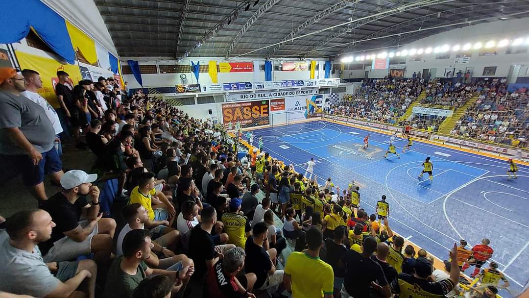 Nobre Painéis/Café Ouro/Máquinas Omil confirma presença no Torneio de Verão de Futsal de Rio do Sul