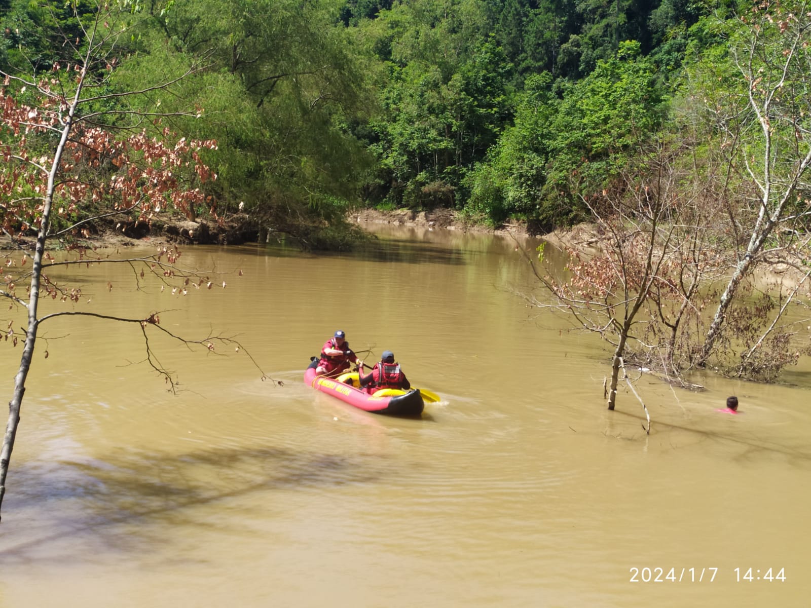 Adolescente de 11 anos se afoga e desaparece no rio em Ituporanga