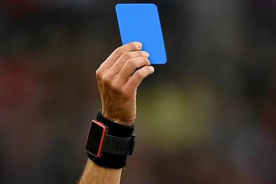 Futebol profissional deve ter cartão azul, entenda a regra
