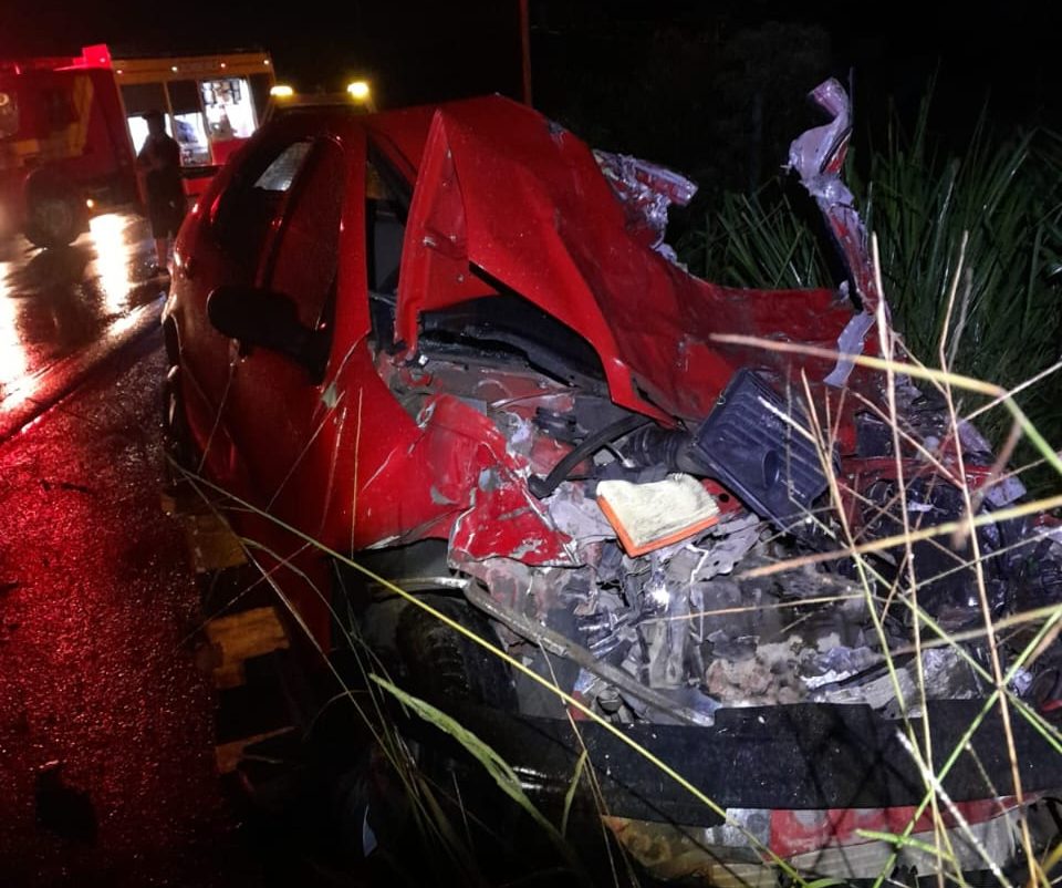 Motorista fica preso às ferragens após gravíssimo acidente na Serra da Santa em Pouso Redondo