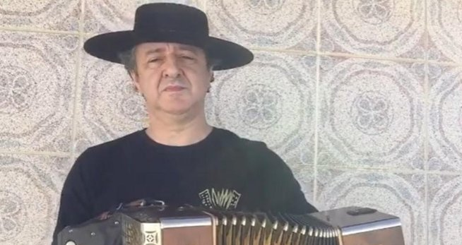 Morre João Vicenti, gaiteiro e tecladista da banda Nenhum de Nós