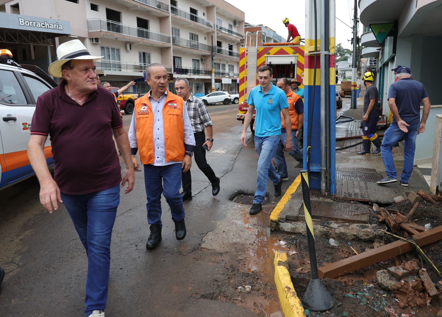Governador avalia estragos causados pelas chuvas no Meio-Oeste e coloca estrutura do Estado à disposição dos municípios